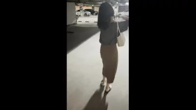 肩膀都被打疼了！！